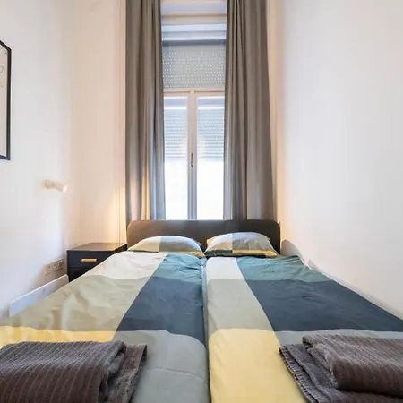 Chic Luxe Escape 2 Bedroom Retreat Budapest